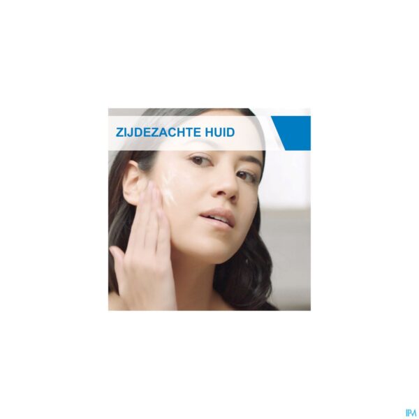 Lifestyle_image Cerave Melk Hydraterend 473ml