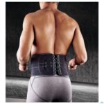 Lifestyle_image Futuro Rugbandage 46820, Aanpasbaar